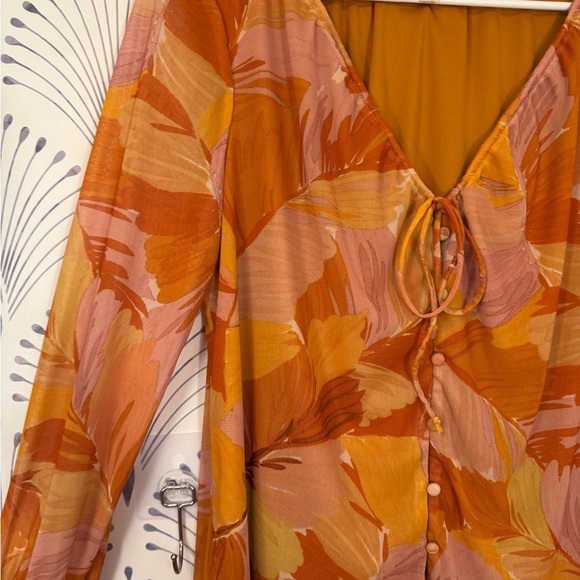 Orange and Brown Ruffled Bell Sleeve Tie Front Blouse - Picture 4 of 7